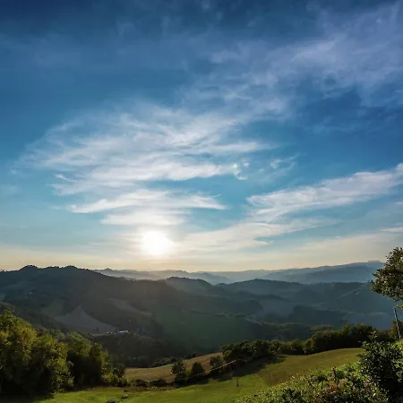 Mansion In Sant'angelo With Valley Views * SantʼAngelo in Vado