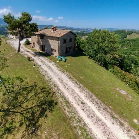 بيت للعطل Mansion In Sant'angelo With Valley Views